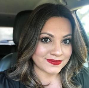 Meet your Posher, Christina